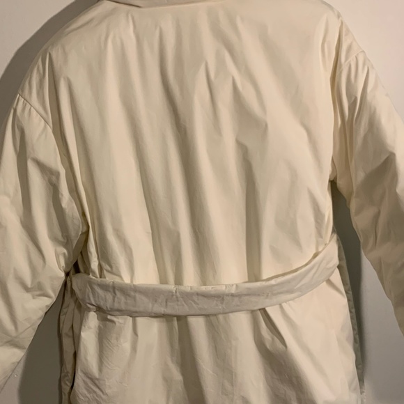 H&M White Tied Puffer - Picture 6 of 9